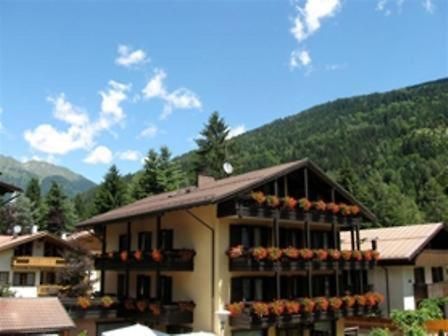 Hotel Binelli Pinzolo Exterior foto